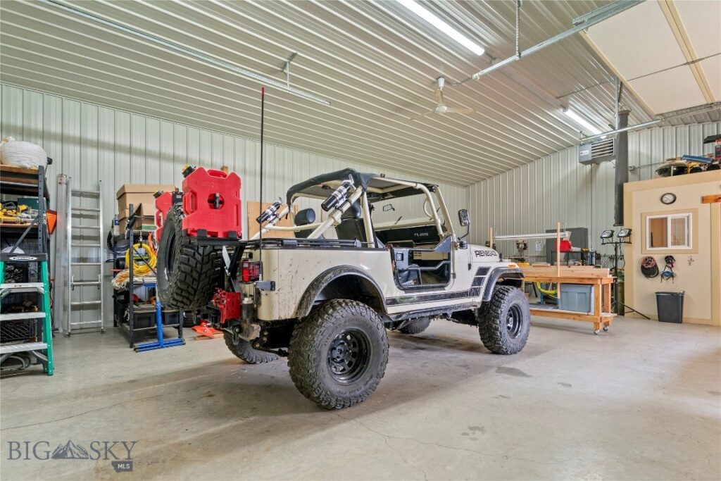 75 Powerline Road, Boulder MT 59632