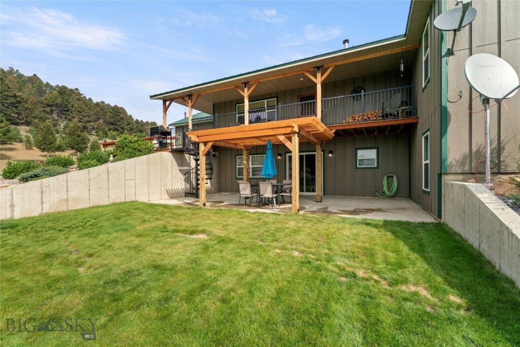 75 Powerline Road, Boulder MT 59632