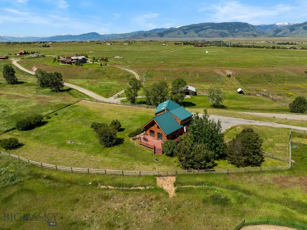 79 Dexter Peak Road, Livingston MT 59047