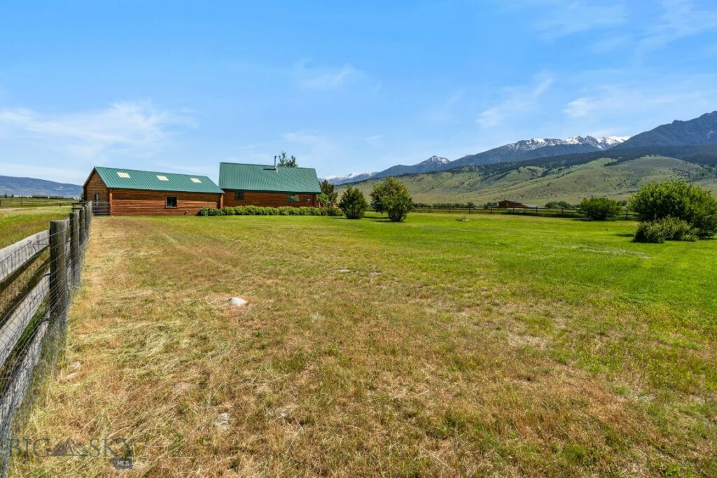 79 Dexter Peak Road, Livingston MT 59047