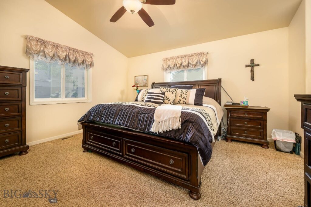 801 E 4th Street, Laurel MT 59044