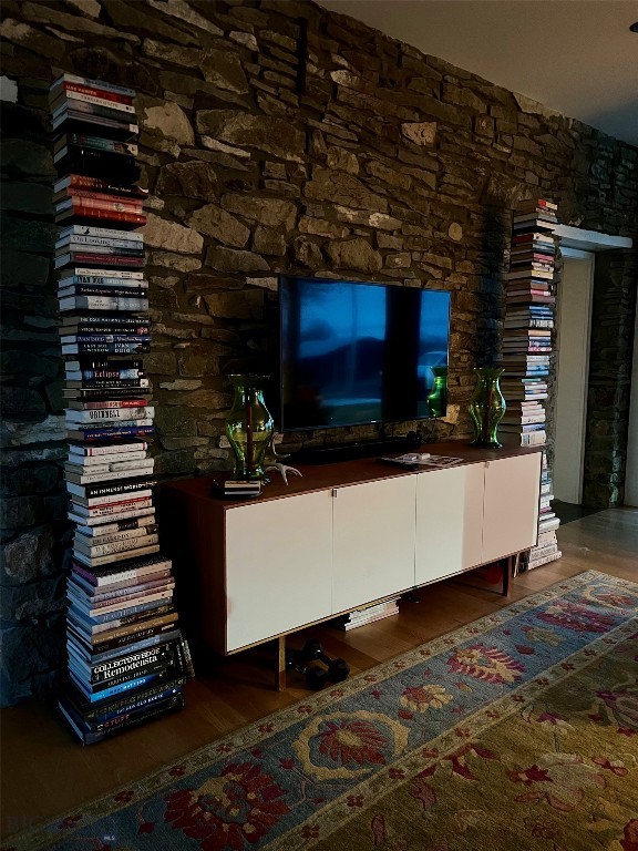 802 Deadmans Canyon Road, Reed Point MT 59069