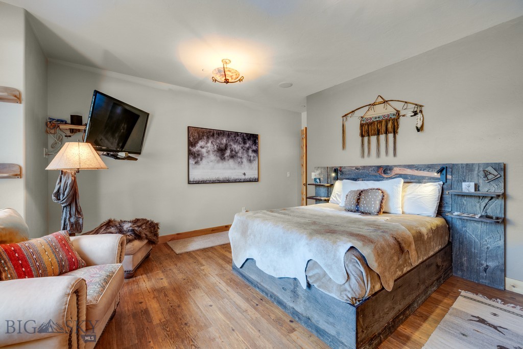 81 Steamboat Trail, Gallatin Gateway MT 59730