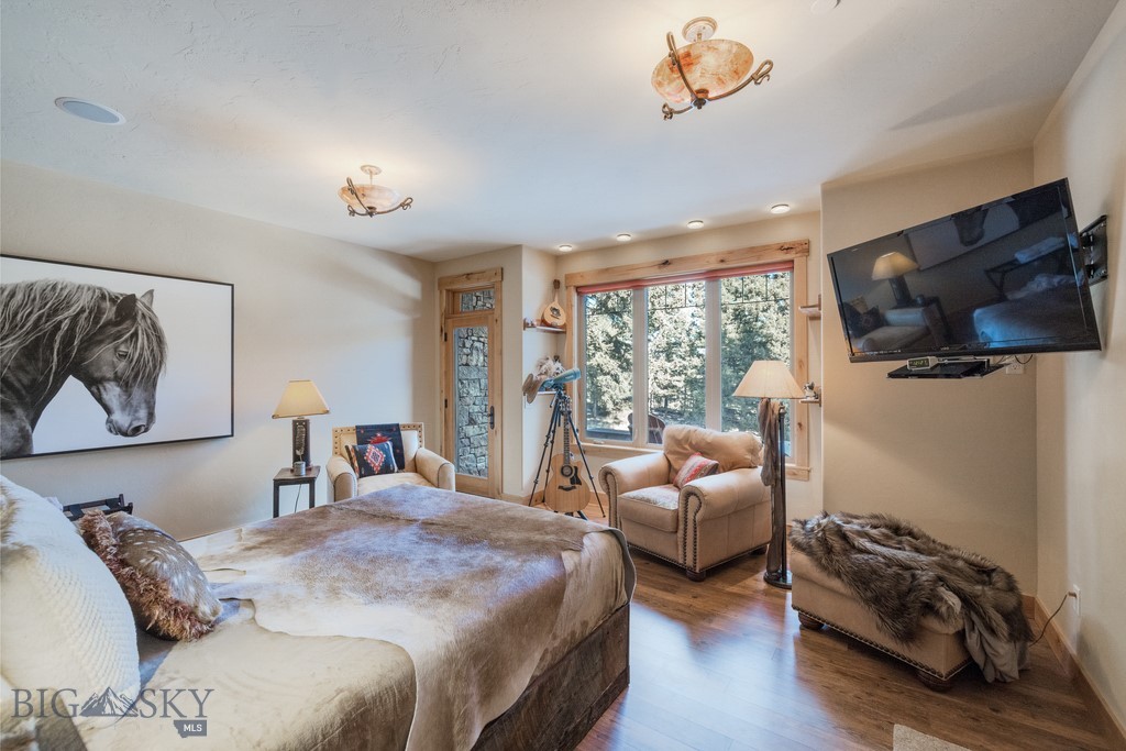 81 Steamboat Trail, Gallatin Gateway MT 59730