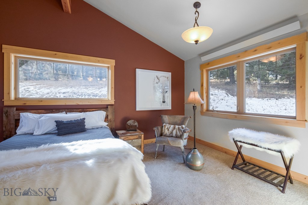 81 Steamboat Trail, Gallatin Gateway MT 59730