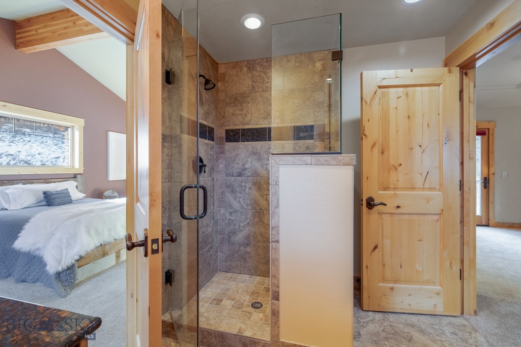 81 Steamboat Trail, Gallatin Gateway MT 59730