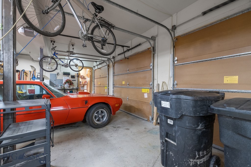 81 Steamboat Trail, Gallatin Gateway MT 59730