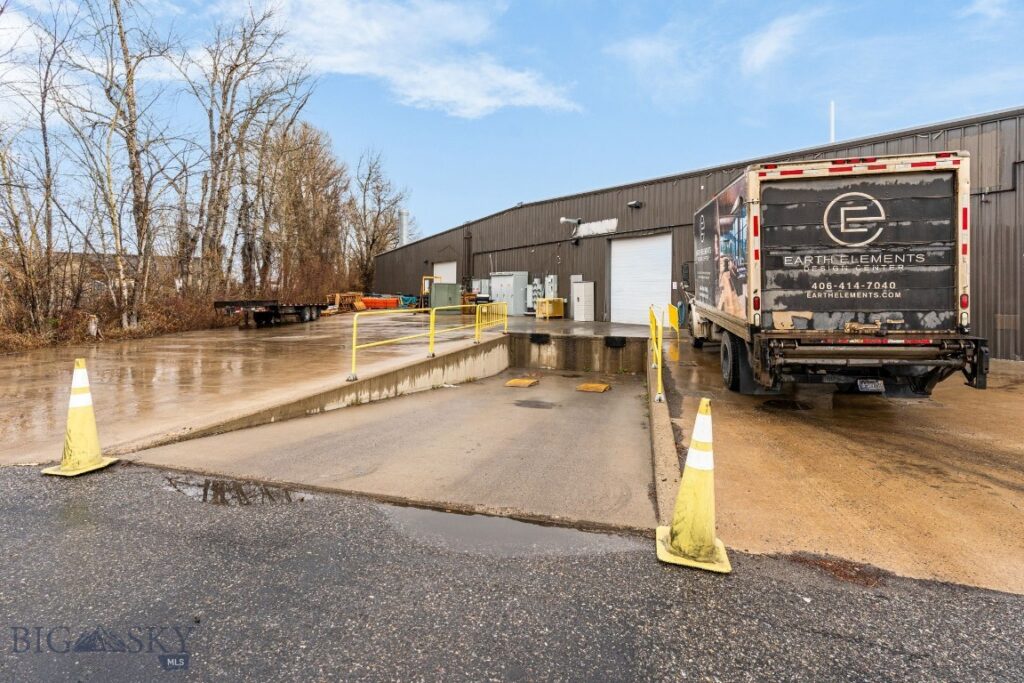 81211/ 13 Gallatin Road, Bozeman MT 59718