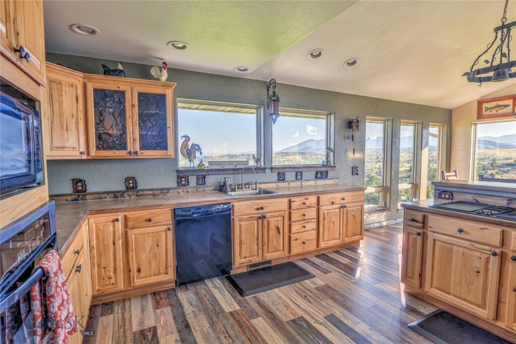 83 Big Country Drive, Townsend MT 59644