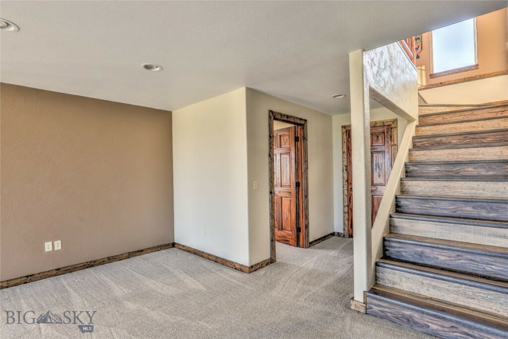 83 Big Country Drive, Townsend MT 59644