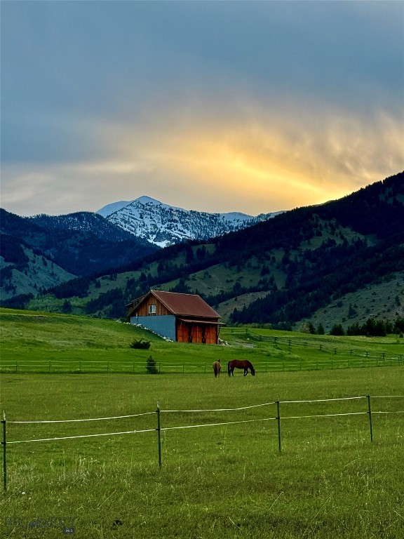 8350 Sypes Canyon Road, Bozeman MT 59715
