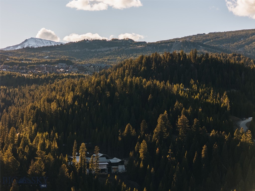 852 Outlook Trail, Big Sky MT 59730