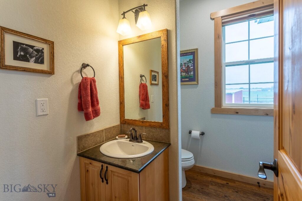868 Middle Road, Twin Bridges MT 59754