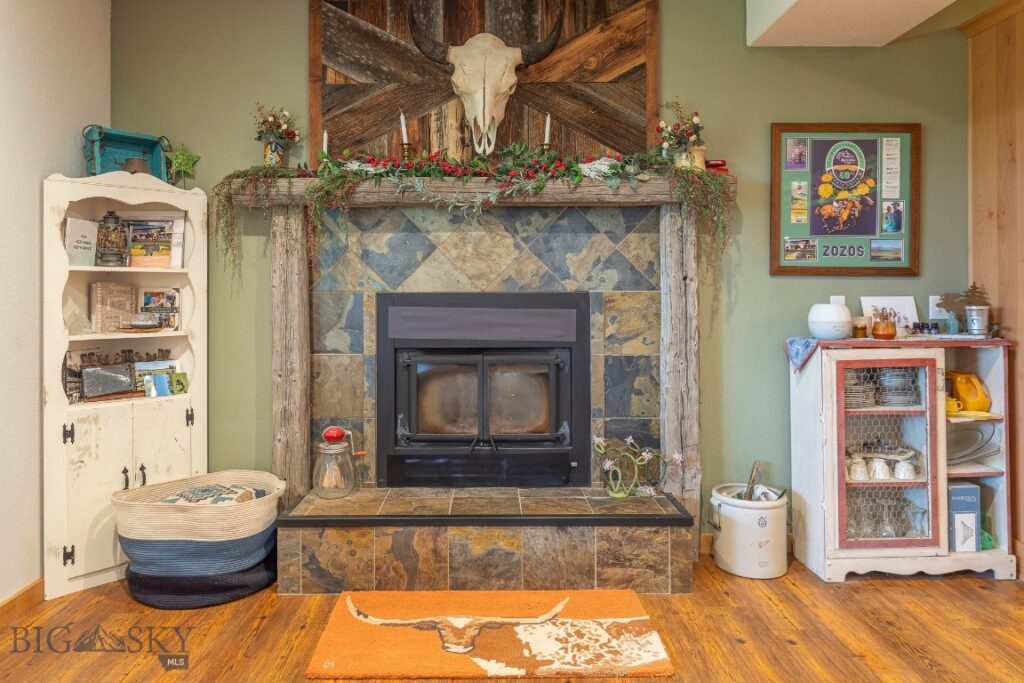 868 Middle Road, Twin Bridges MT 59754