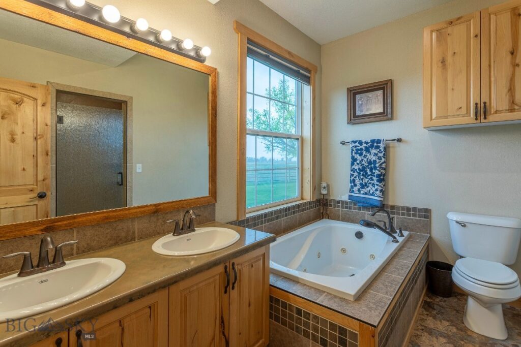 868 Middle Road, Twin Bridges MT 59754