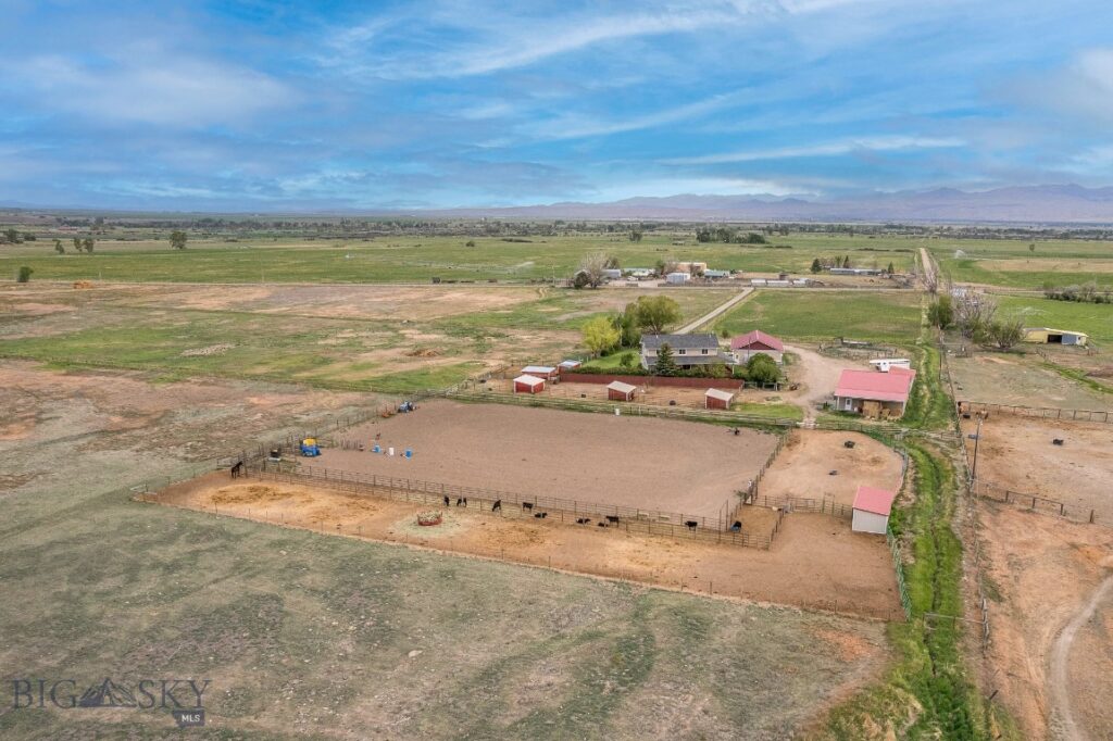 868 Middle Road, Twin Bridges MT 59754