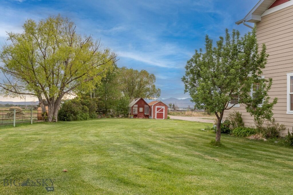 868 Middle Road, Twin Bridges MT 59754