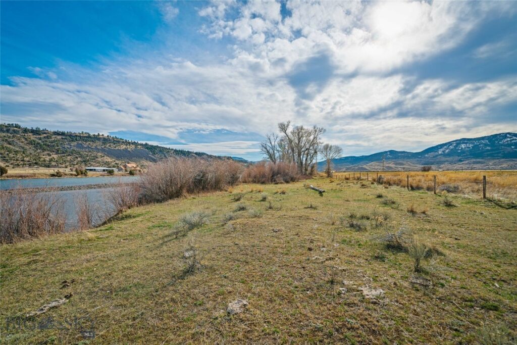 TBD HWY 89, Emigrant MT 59027