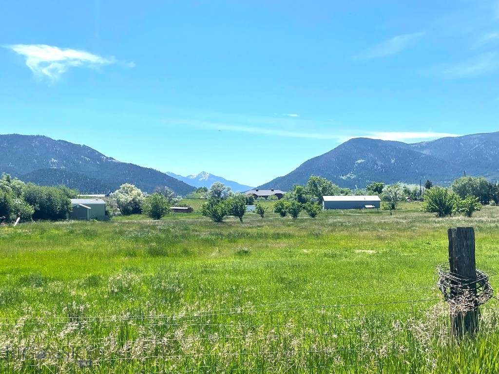 9 & 21 Rogers Lane, Livingston MT 59047