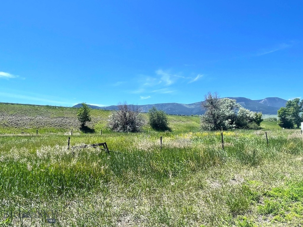 9 & 21 Rogers Lane, Livingston MT 59047