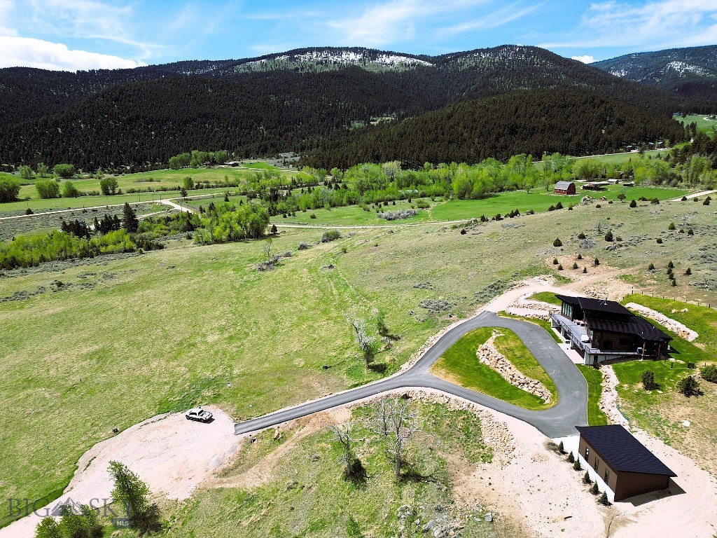 9 Willow View Way, McAllister MT 59740