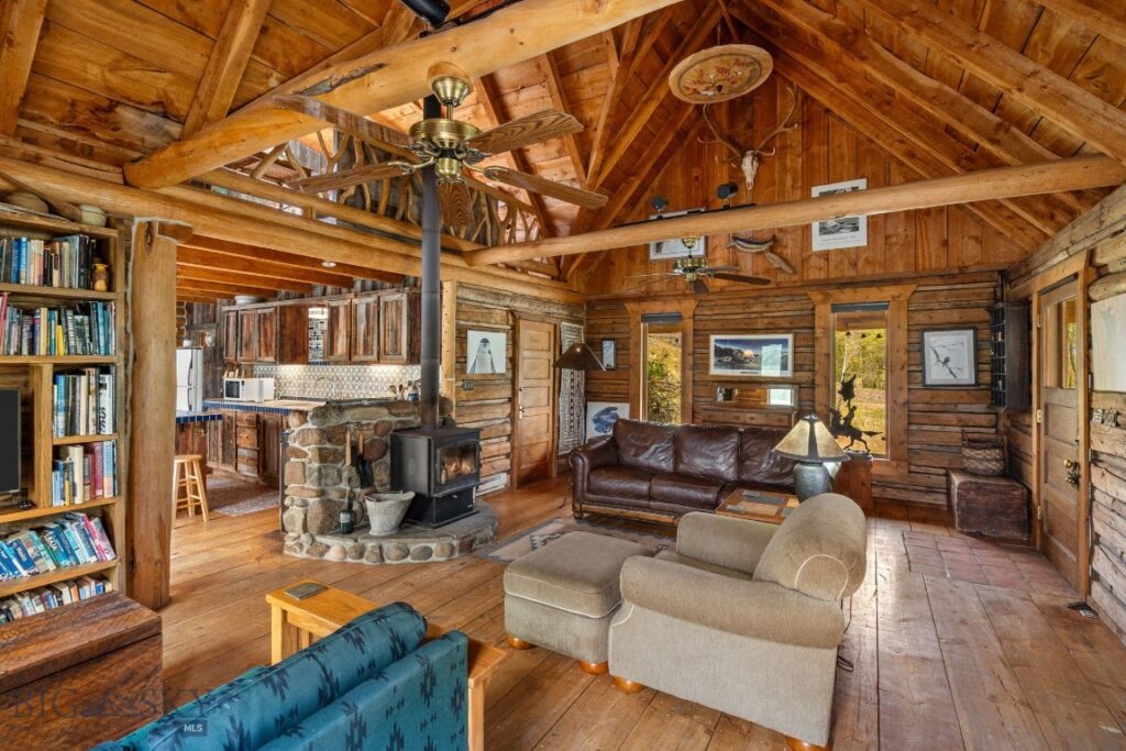 9 Grizzly Meadow Road, Emigrant MT 59027
