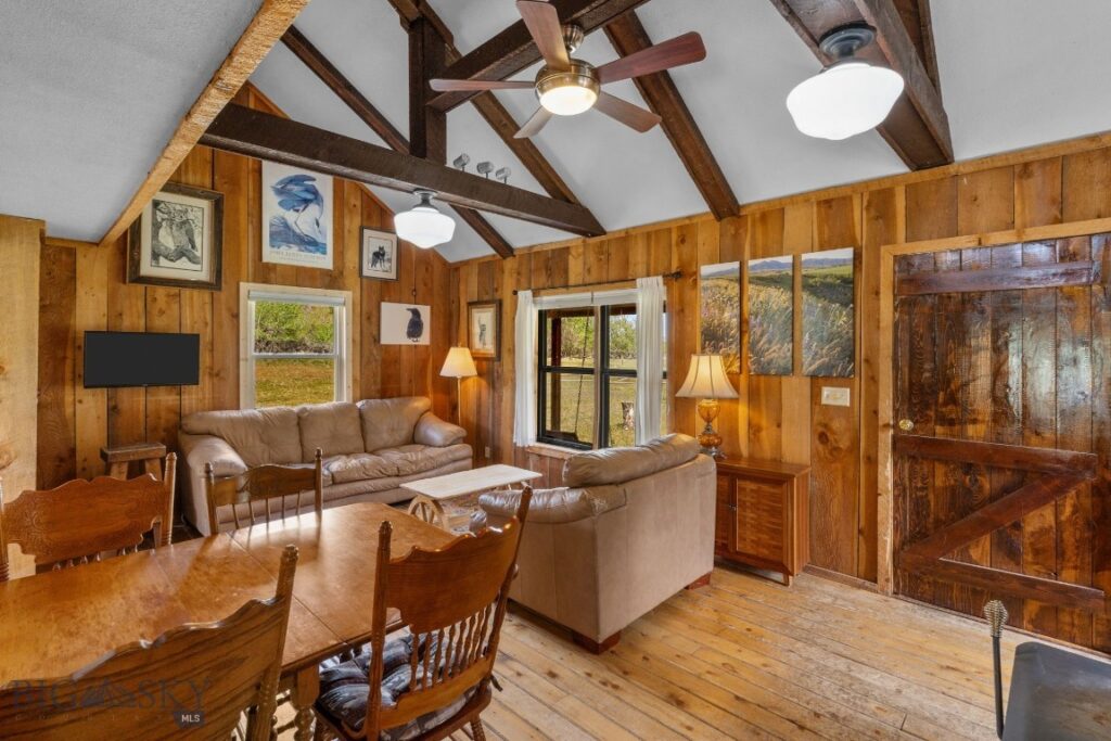 9 Grizzly Meadow Road, Emigrant MT 59027