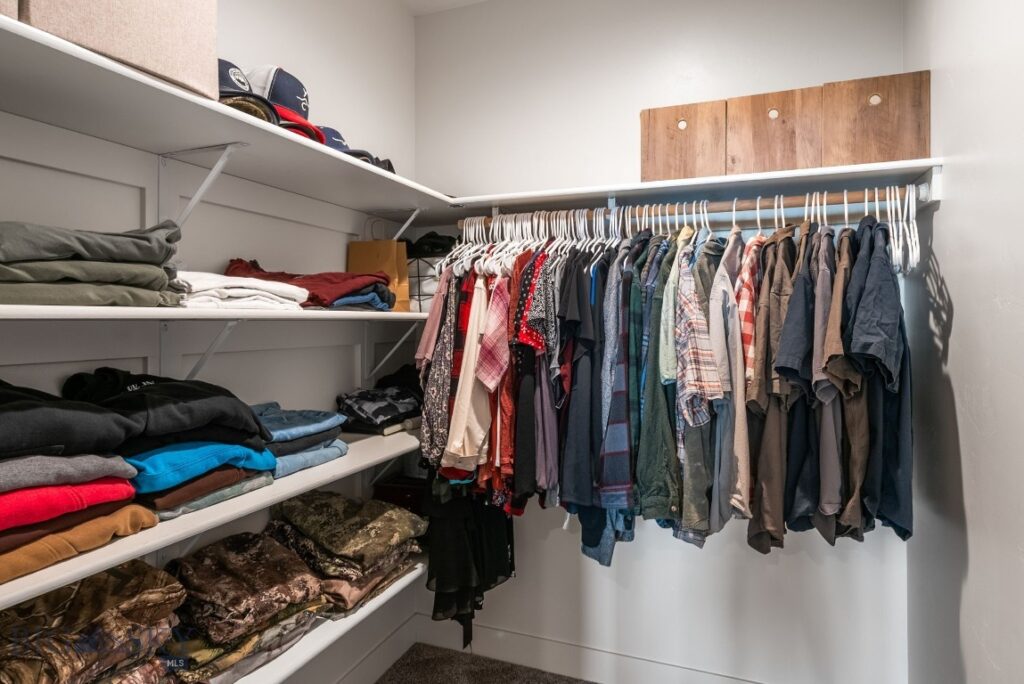 9 Sundust Lane, Twin Bridges MT 59754