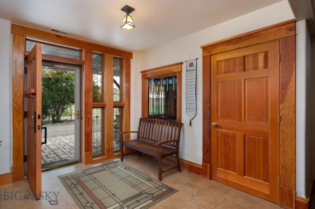 90 Fawn Meadow, Manhattan MT 59741