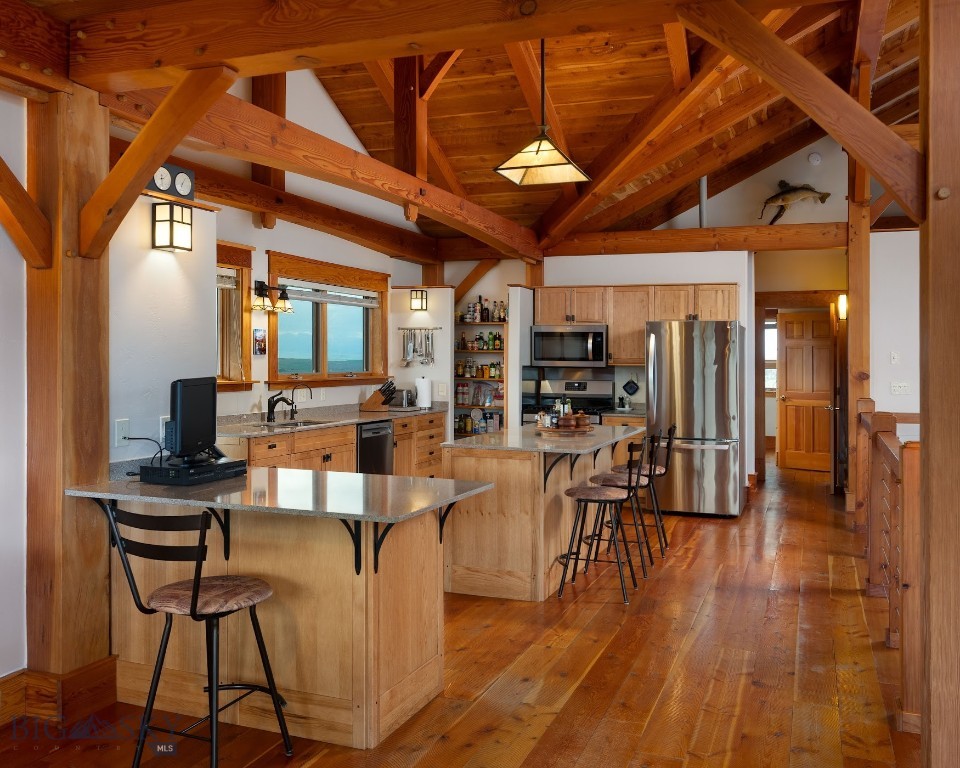 90 Fawn Meadow, Manhattan MT 59741
