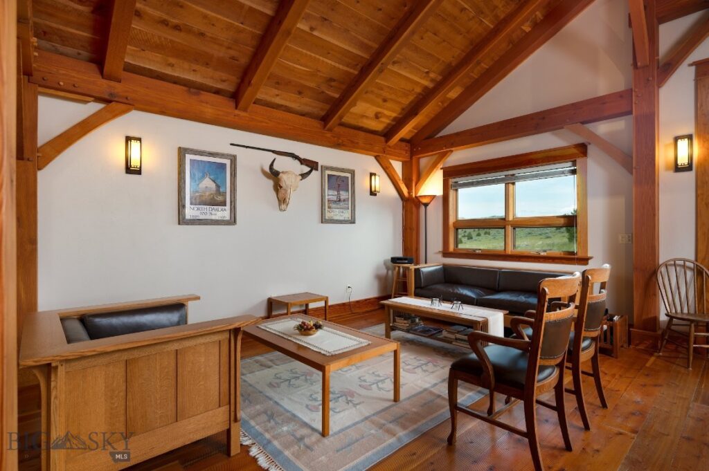 90 Fawn Meadow, Manhattan MT 59741
