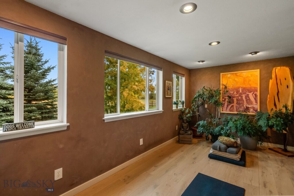 9000 S 19th Avenue, Bozeman MT 59718