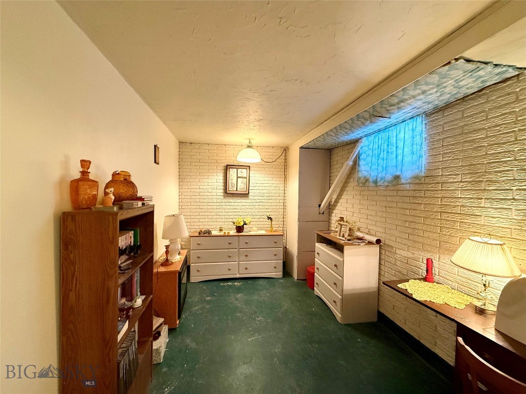 906 Bielenberg Street, Deer Lodge MT 59722