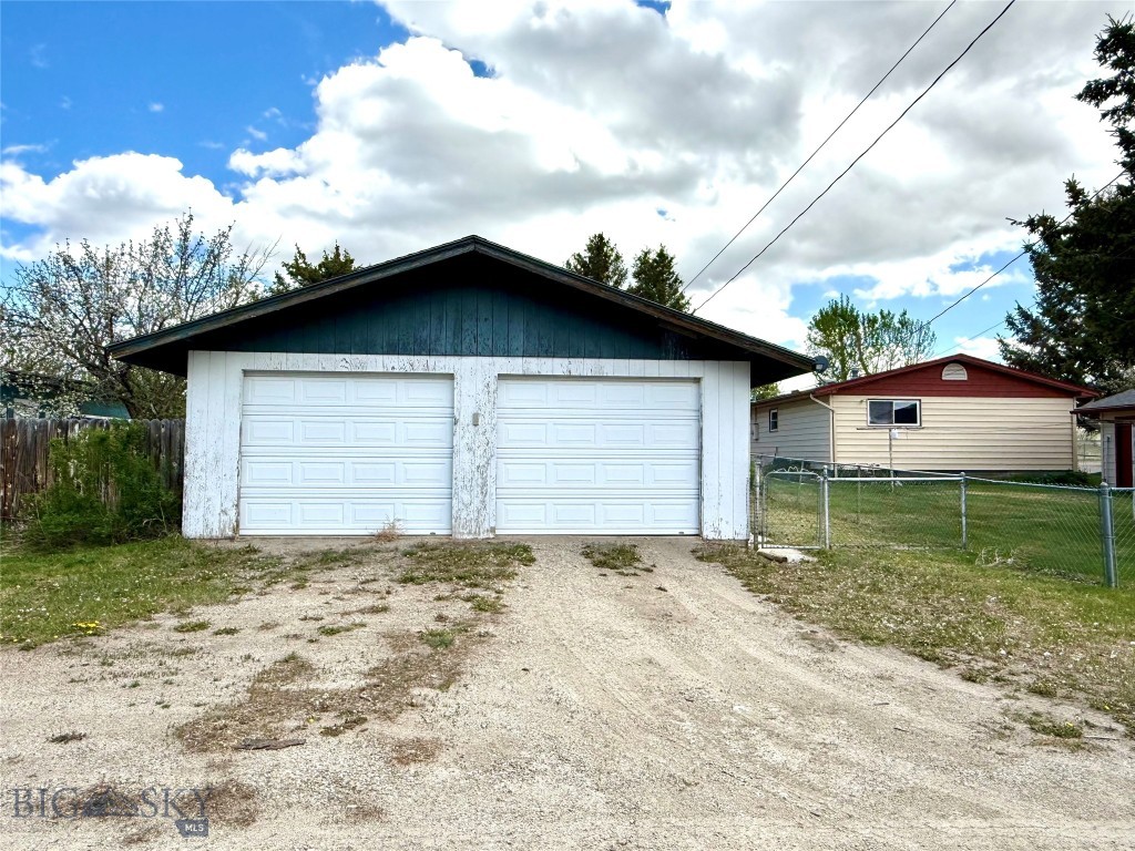 906 Bielenberg Street, Deer Lodge MT 59722