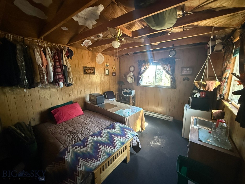 91 Upper Radar Creek Road, Whitehall MT 59759