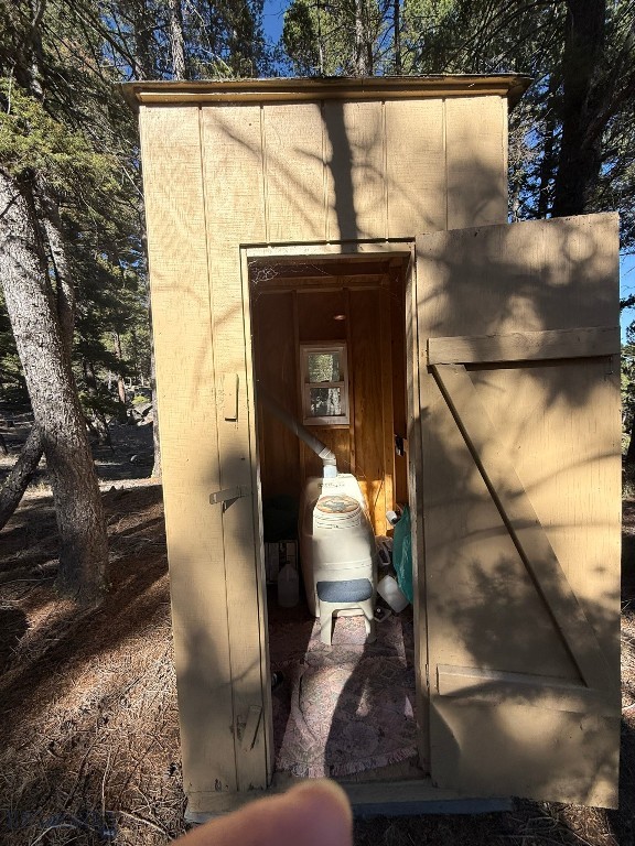 91 Upper Rader Creek Road, Whitehall MT 59759