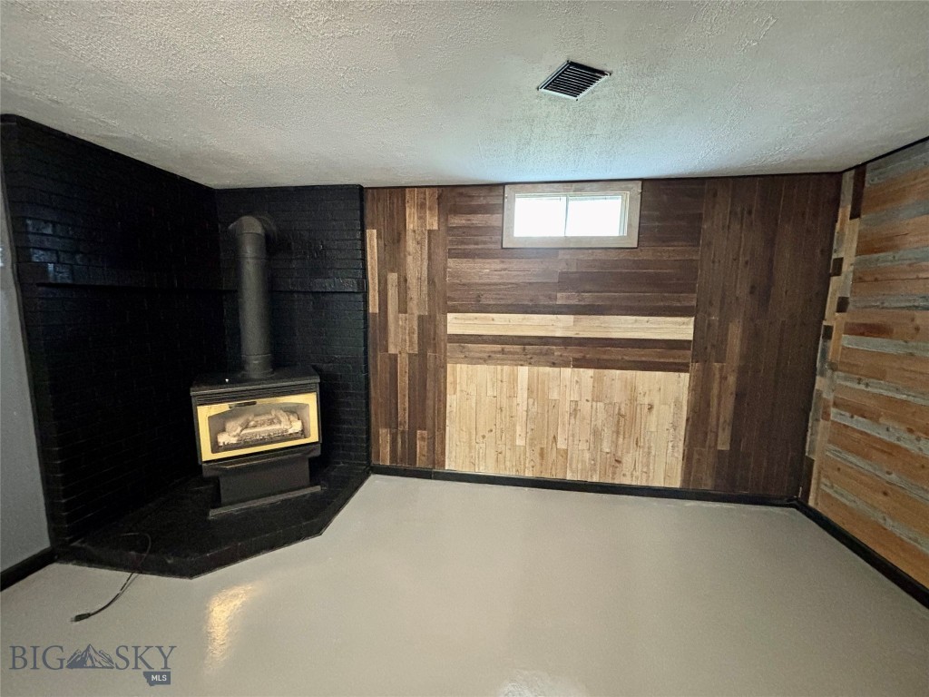 915 E Reeder Street, Dillon MT 59725