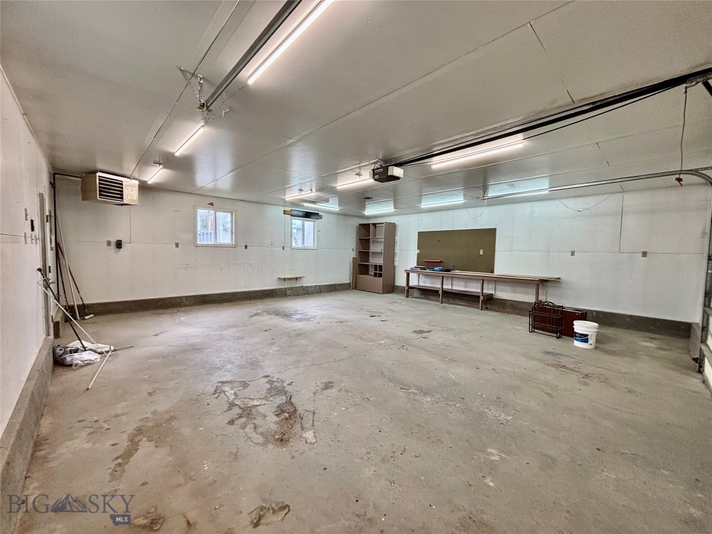 915 E Reeder Street, Dillon MT 59725