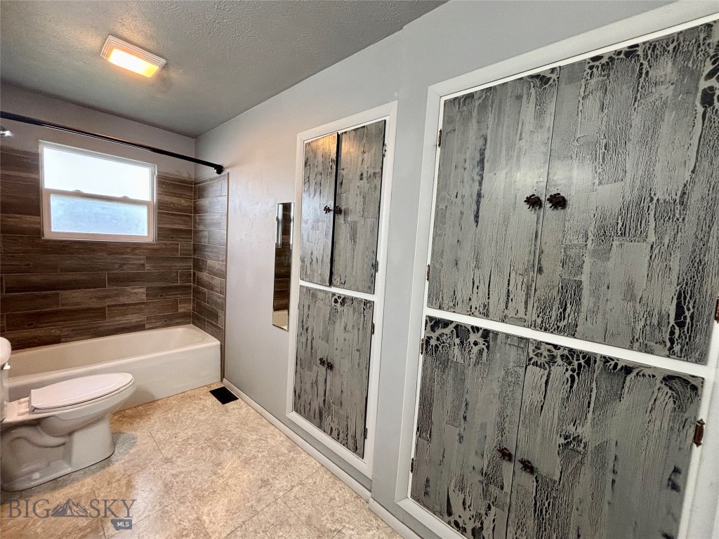 915 E Reeder Street, Dillon MT 59725