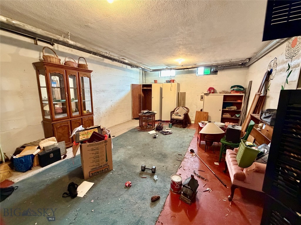 915 W Porphyry Street, Butte MT 59701