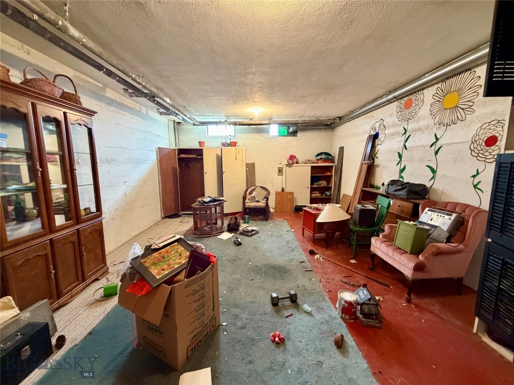 915 W Porphyry Street, Butte MT 59701