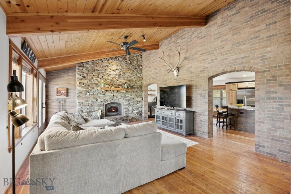 915 Point of Rocks Road, Whitehall MT 59759