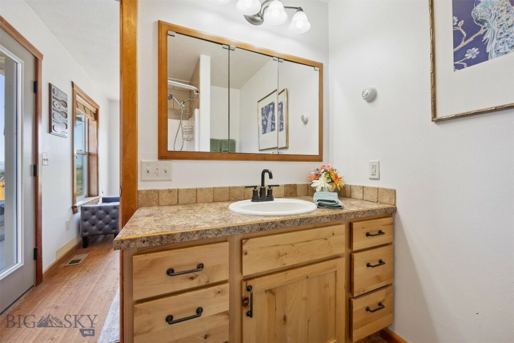 915 Point of Rocks Road, Whitehall MT 59759