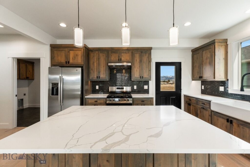 915 Arnold, Bozeman MT 59715