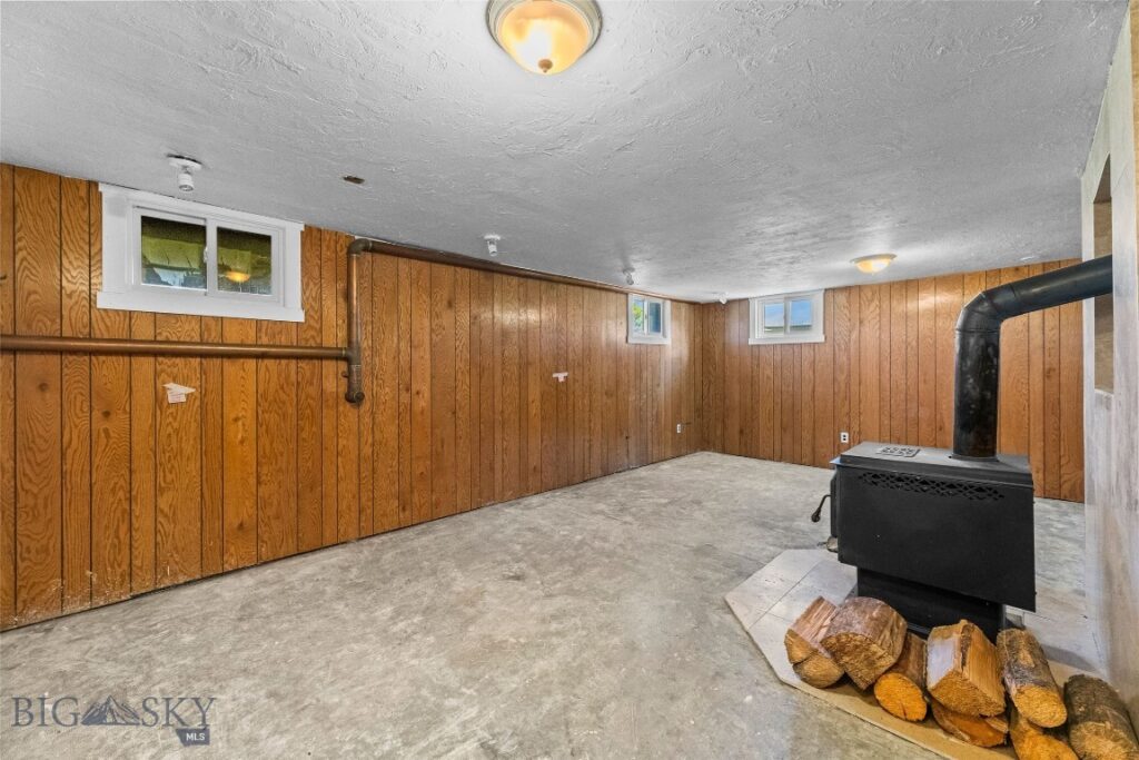 9155 S 19th Avenue, Bozeman MT 59718