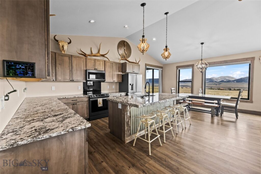 92 Depot Road, Ennis MT 59729
