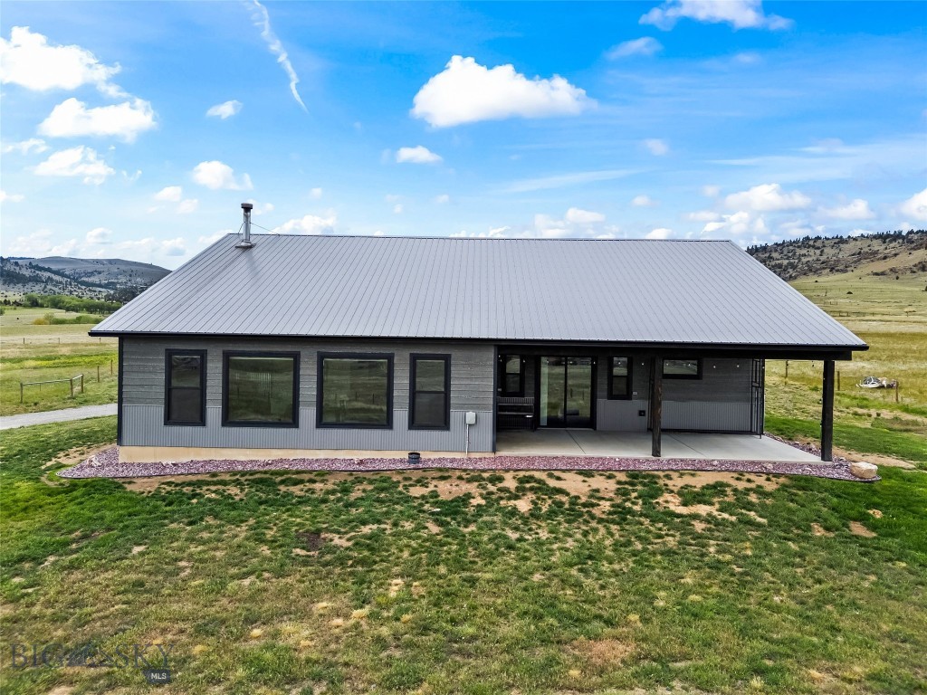 92 Depot Road, Ennis MT 59729