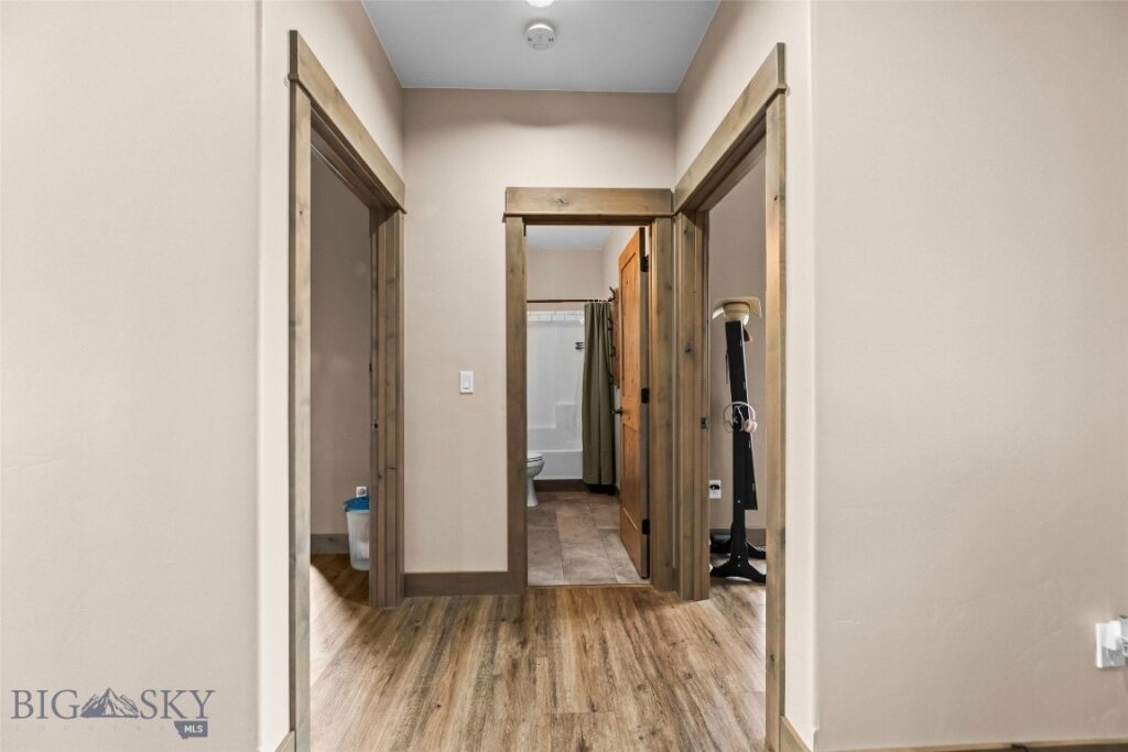 92 Depot Road, Ennis MT 59729