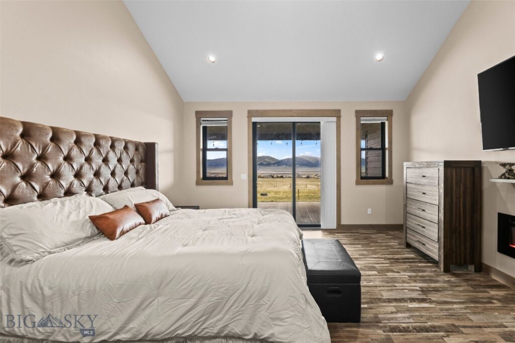 92 Depot Road, Ennis MT 59729