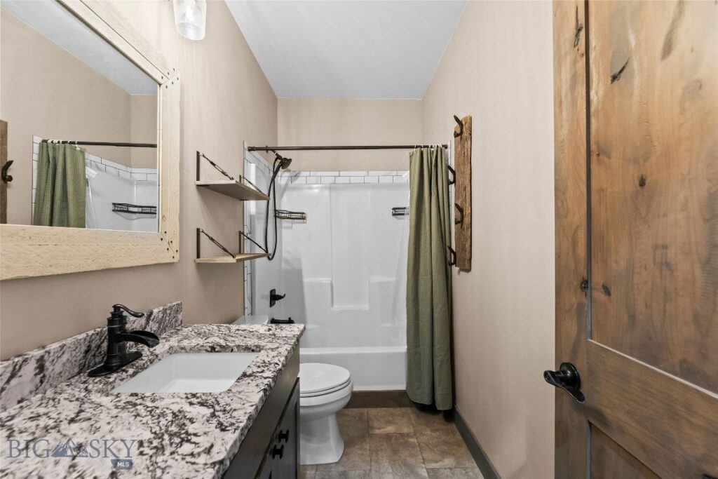 92 Depot Road, Ennis MT 59729